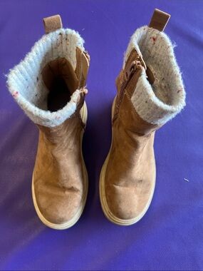 art class Tan Girls' Boot with Knit Cuff